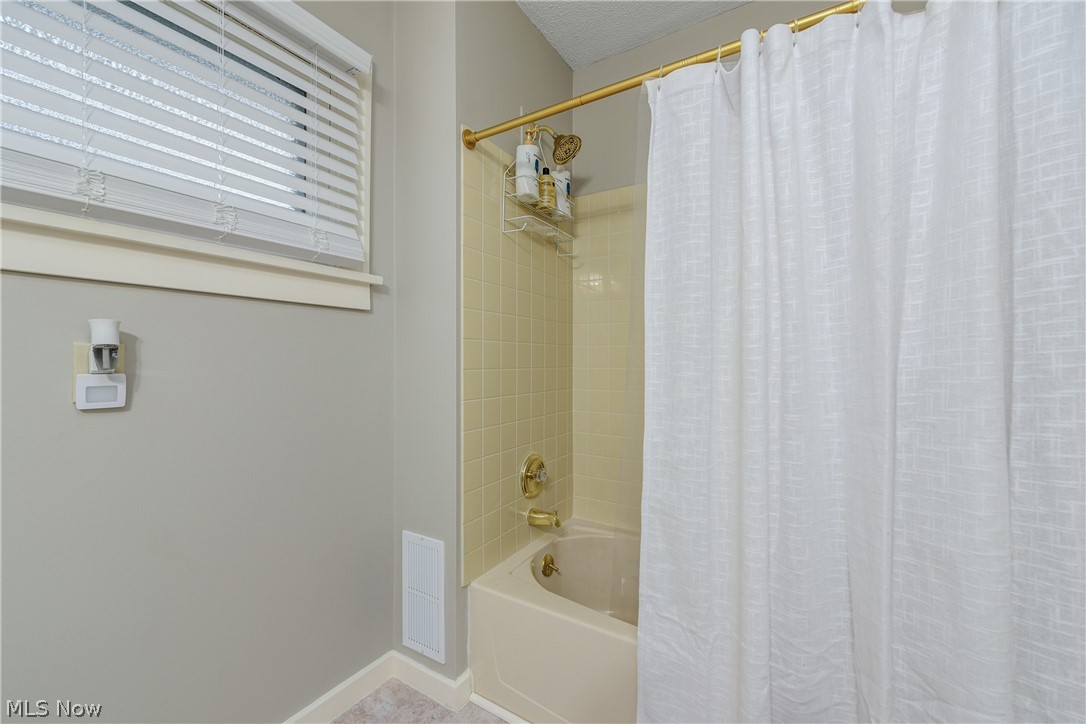 1314 Nicholson Avenue Lakewood OH 44107