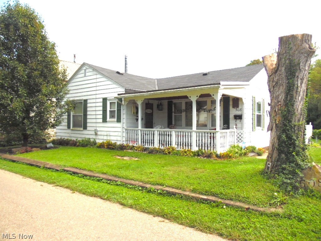 508 Coe Avenue Coshocton OH 43812