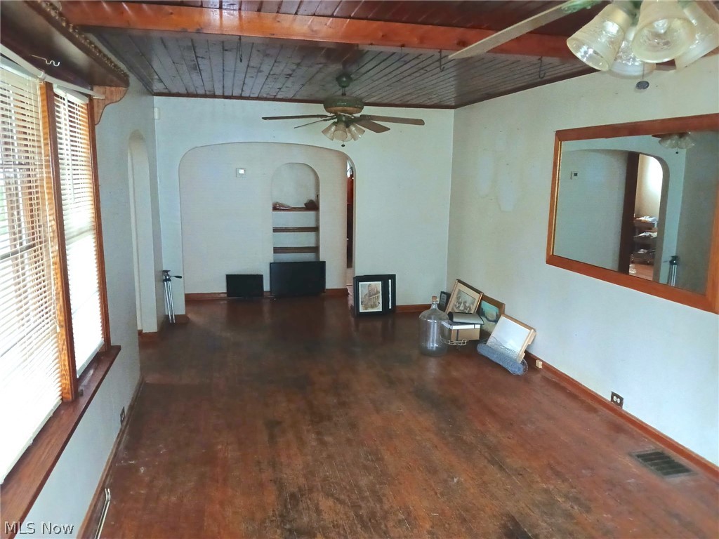 508 Coe Avenue Coshocton OH 43812