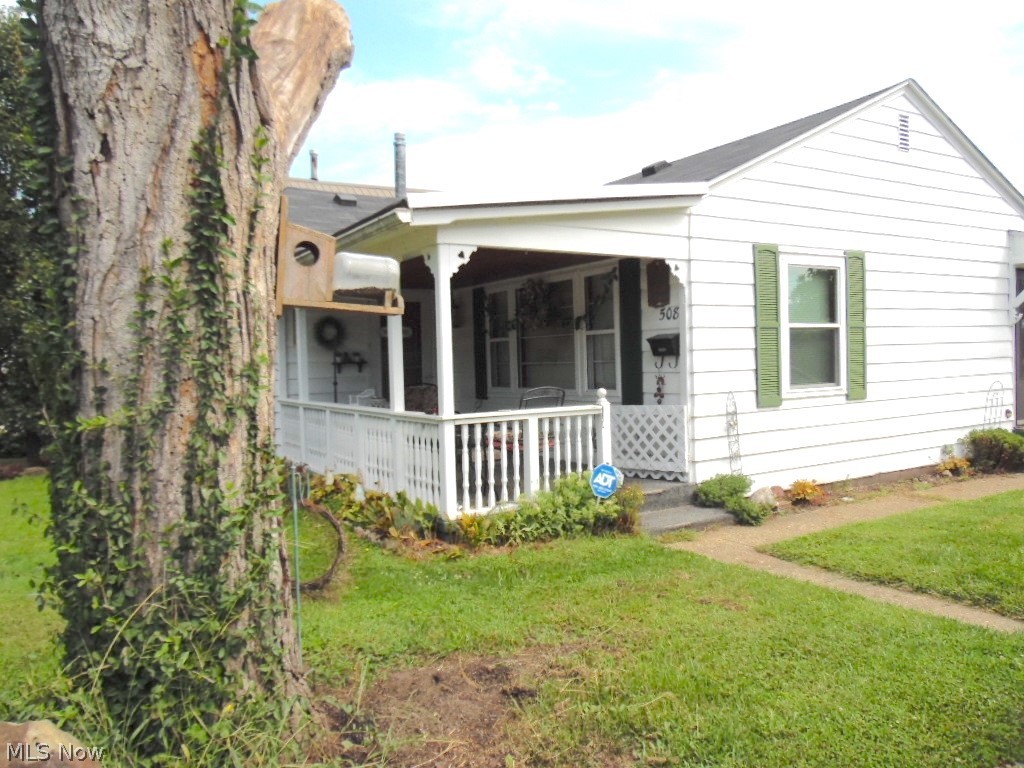 508 Coe Avenue Coshocton OH 43812