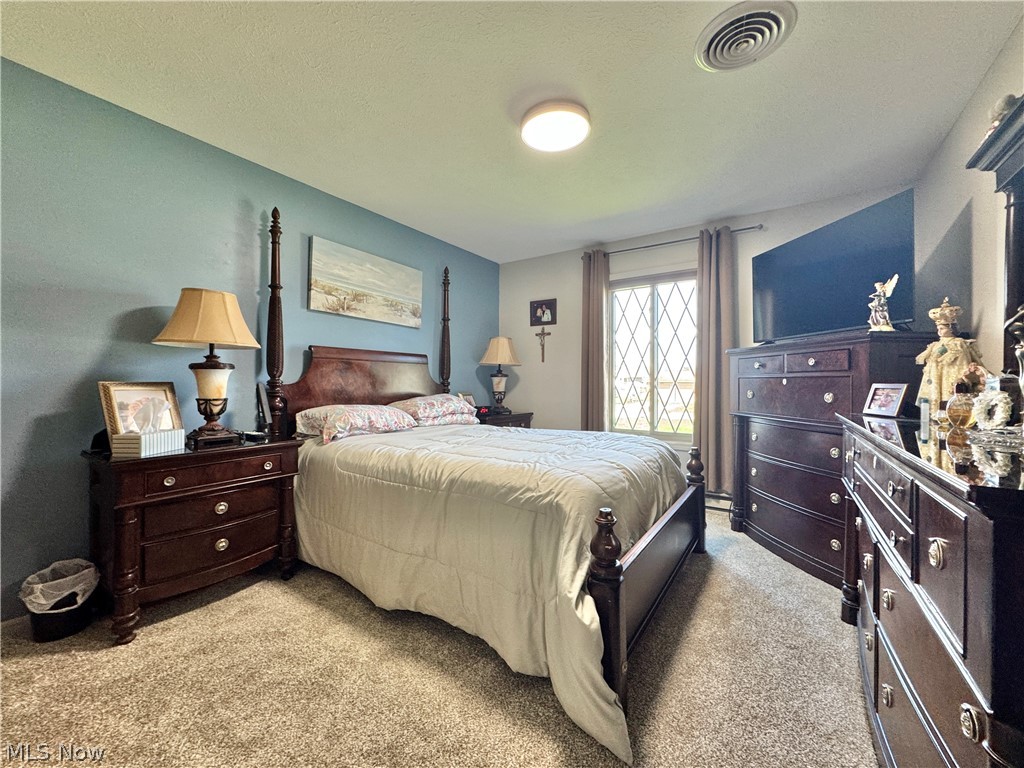 1327 Huntington Court Boardman OH 44512