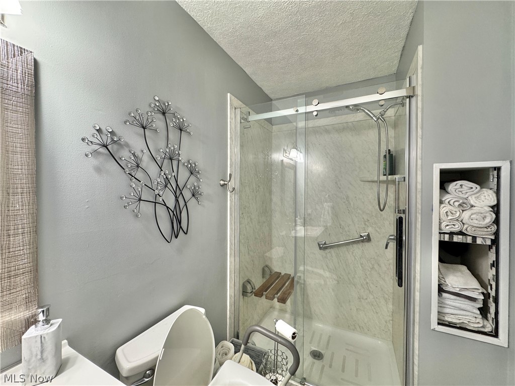 1327 Huntington Court Boardman OH 44512