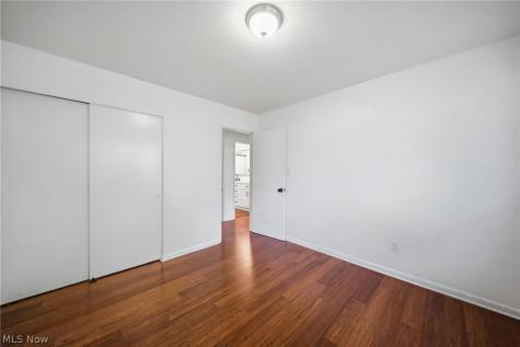 5294 Dogwood Trail Lyndhurst OH 44124
