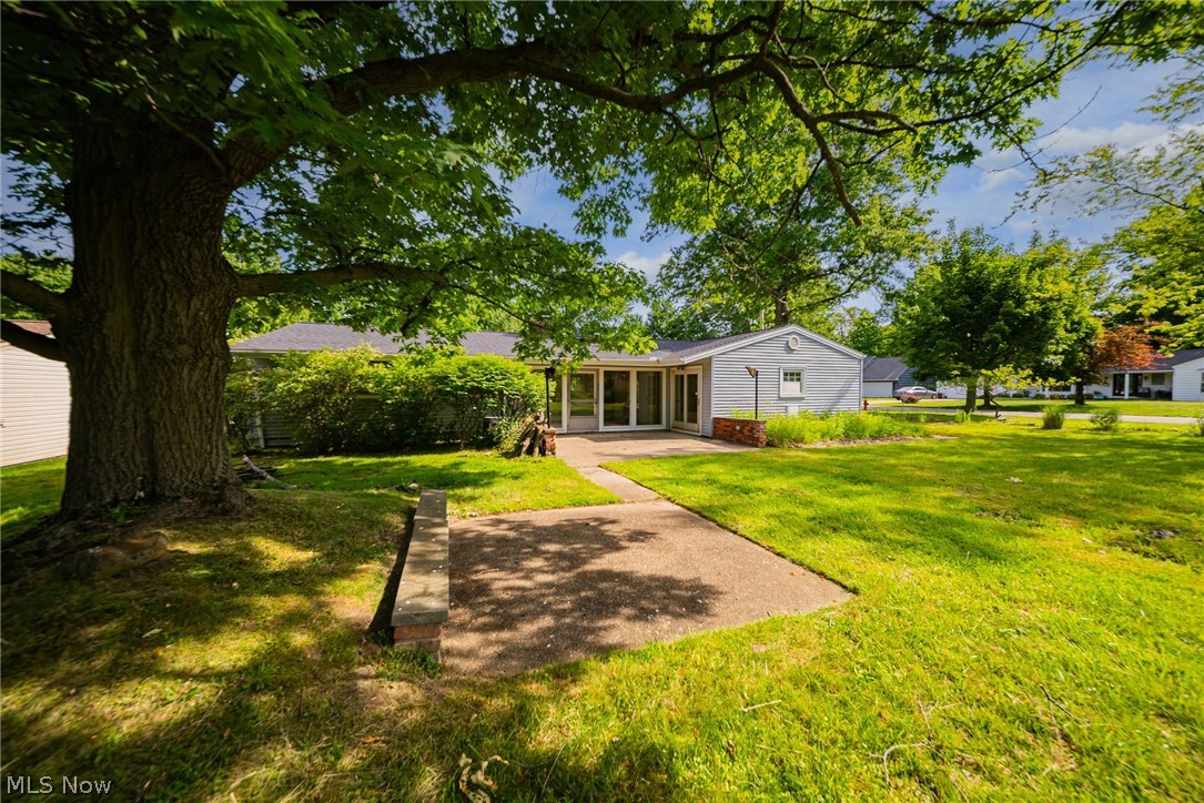 5294 Dogwood Trail Lyndhurst OH 44124