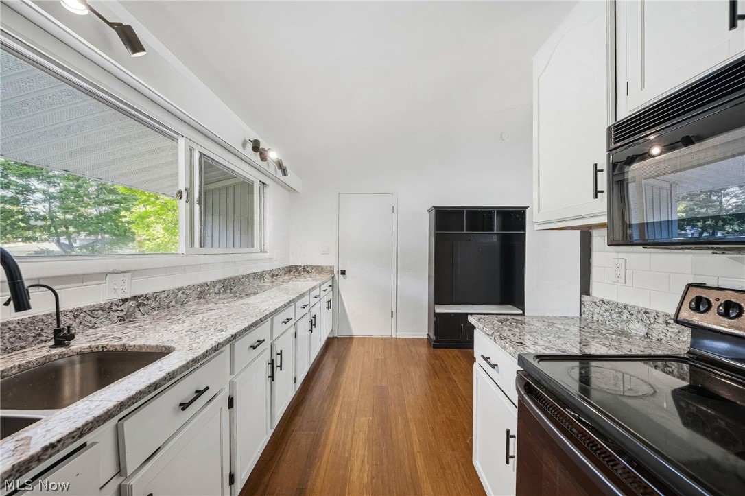 5294 Dogwood Trail Lyndhurst OH 44124