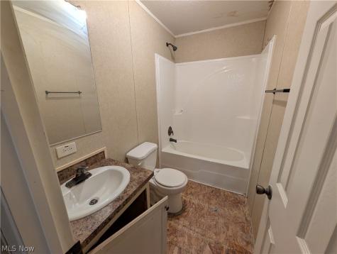 205 Larkstone Place Elyria OH 44035