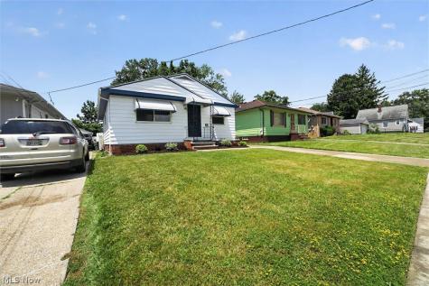 4668 Beechgrove Avenue Garfield Heights OH 44125