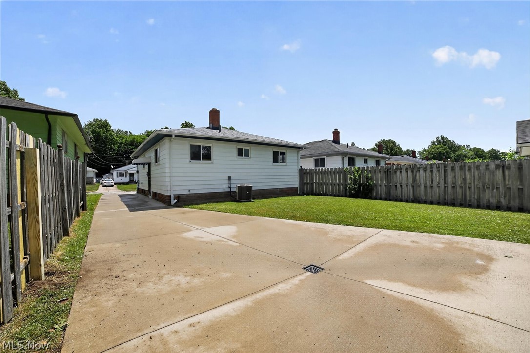 4668 Beechgrove Avenue Garfield Heights OH 44125