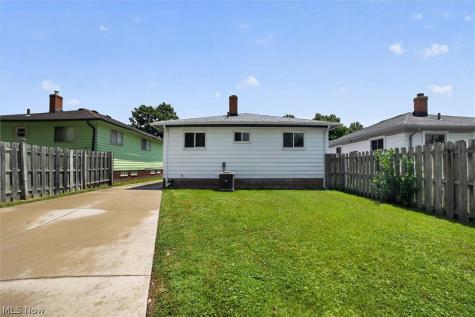4668 Beechgrove Avenue Garfield Heights OH 44125