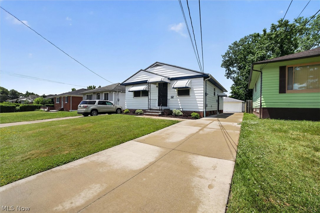 4668 Beechgrove Avenue Garfield Heights OH 44125