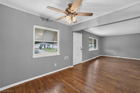 4668 Beechgrove Avenue Garfield Heights OH 44125