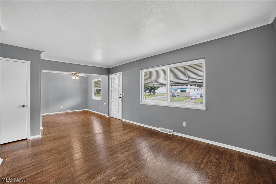 4668 Beechgrove Avenue Garfield Heights OH 44125