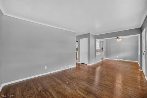 4668 Beechgrove Avenue Garfield Heights OH 44125