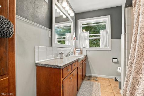 1718 W Market Street Orrville OH 44667
