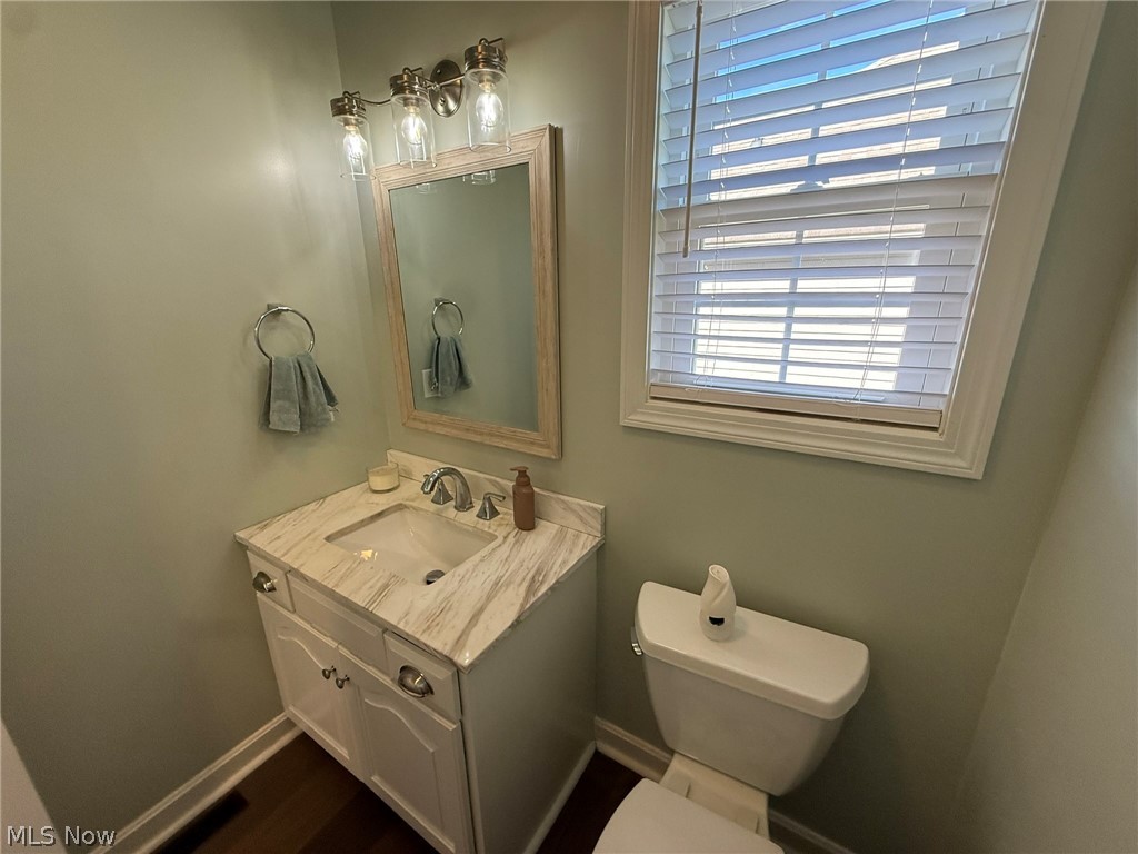 1319 Parkdale Drive Dover OH 44622