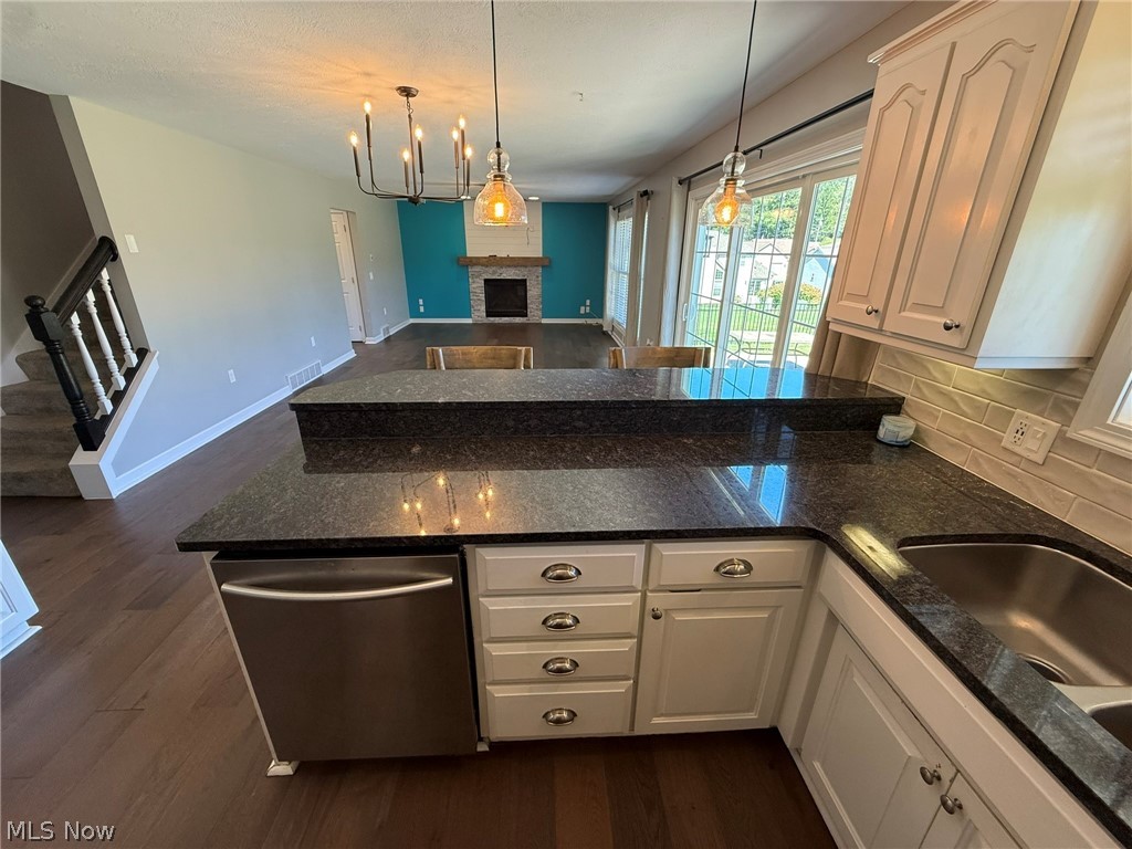 1319 Parkdale Drive Dover OH 44622