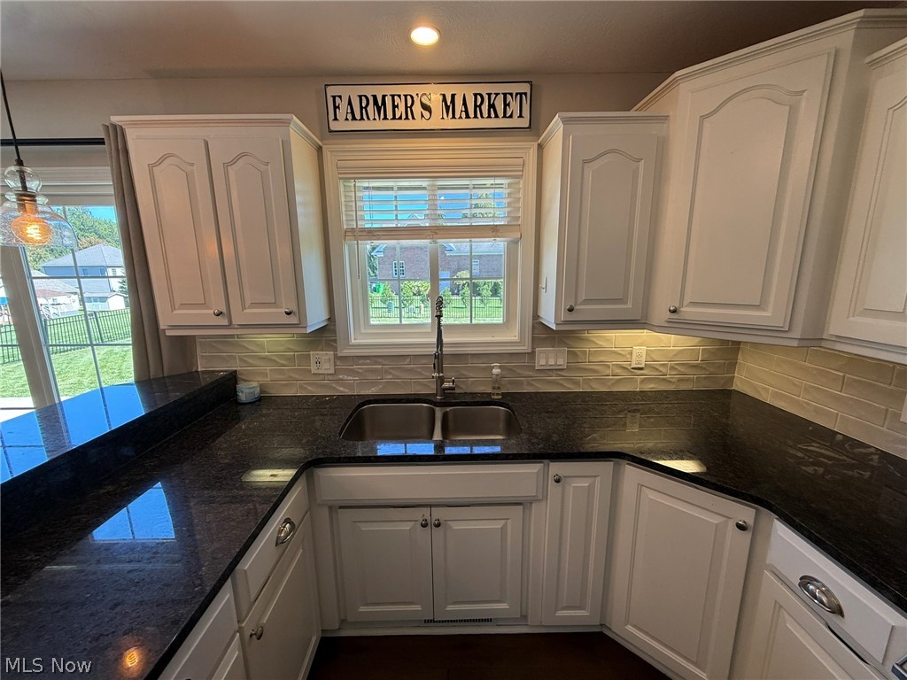 1319 Parkdale Drive Dover OH 44622