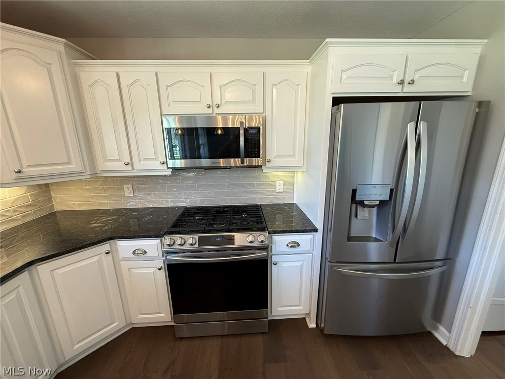 1319 Parkdale Drive Dover OH 44622