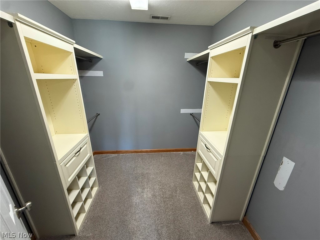 1319 Parkdale Drive Dover OH 44622