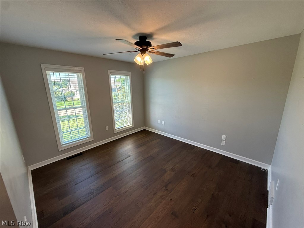 1319 Parkdale Drive Dover OH 44622