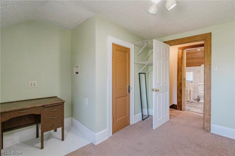 1894 Ritchie Road Stow OH 44224