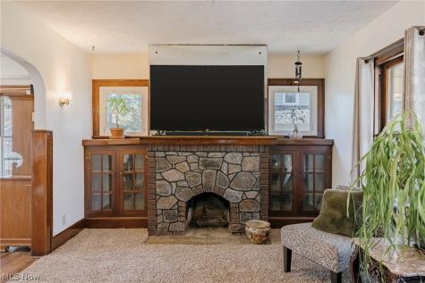 1894 Ritchie Road Stow OH 44224