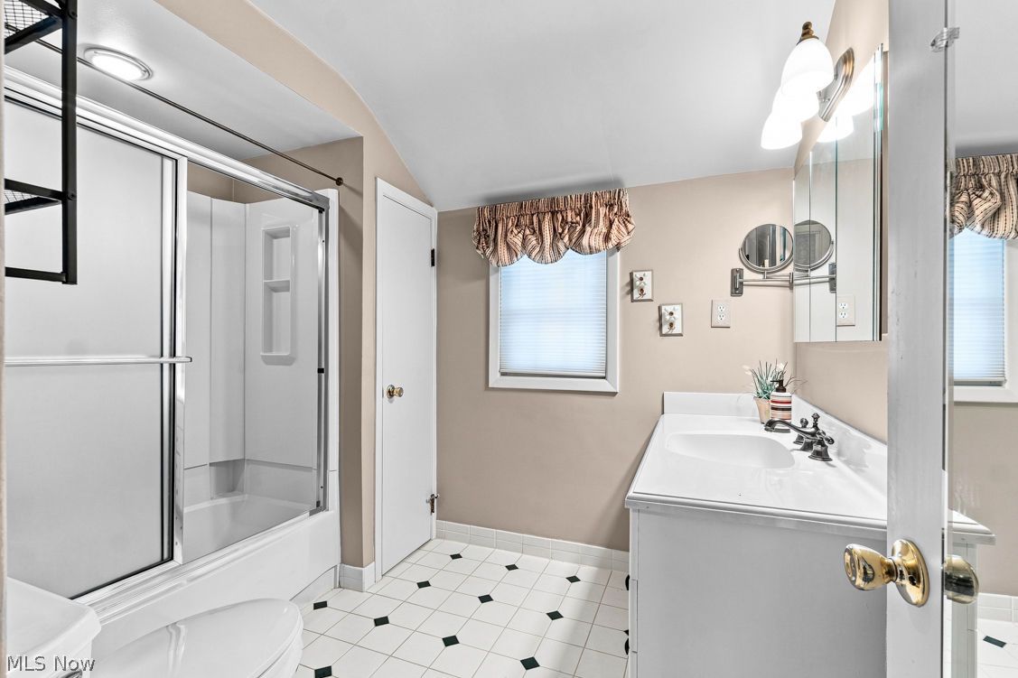5292 Hickory Drive Lyndhurst OH 44124