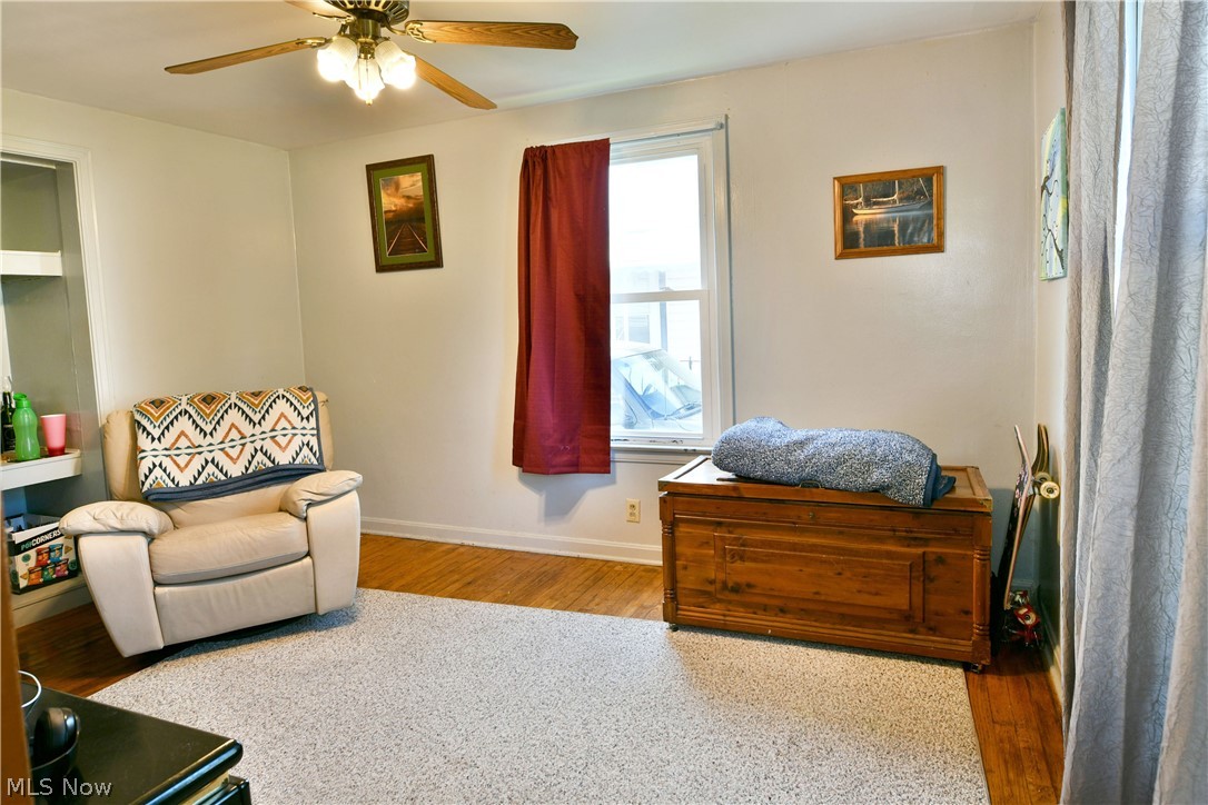394 Meadowbrook Avenue SE Warren OH 44483