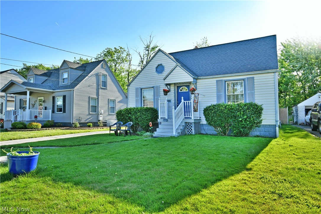 394 Meadowbrook Avenue SE Warren OH 44483