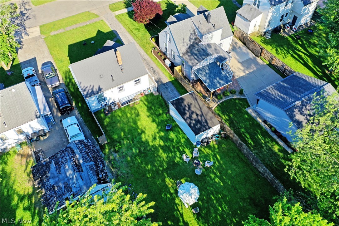 394 Meadowbrook Avenue SE Warren OH 44483