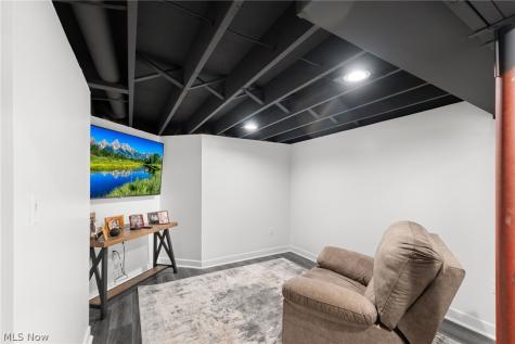 27 Latonka Trail Malvern OH 44644