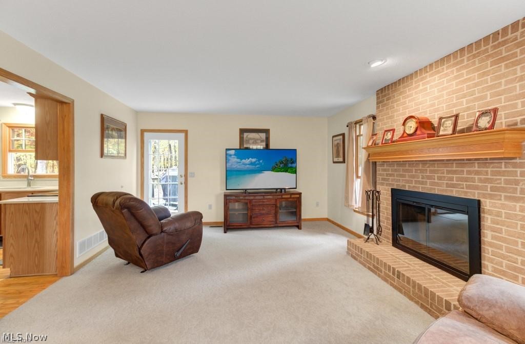 27 Latonka Trail Malvern OH 44644
