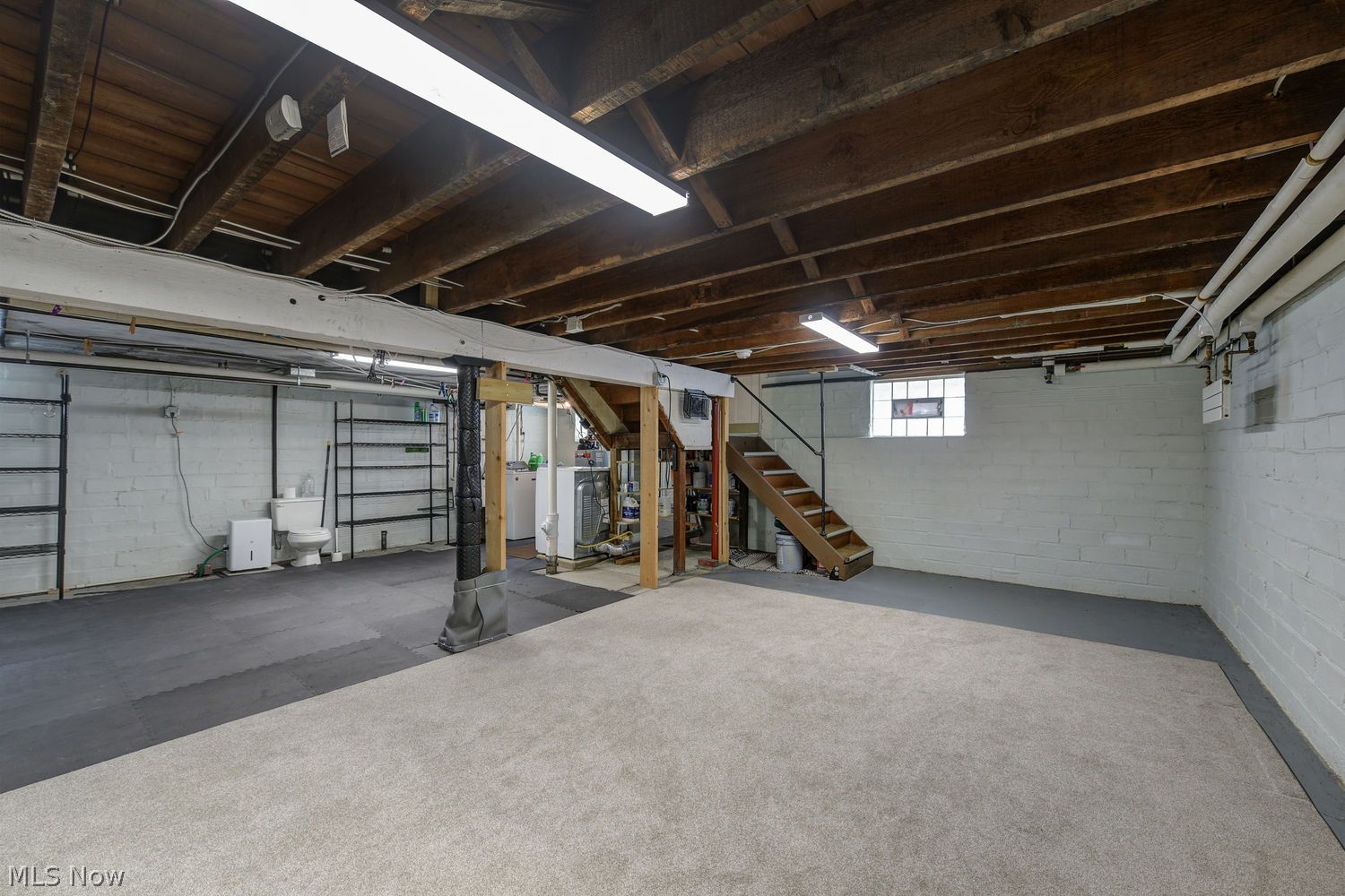 1247 Thoreau Road Lakewood OH 44107