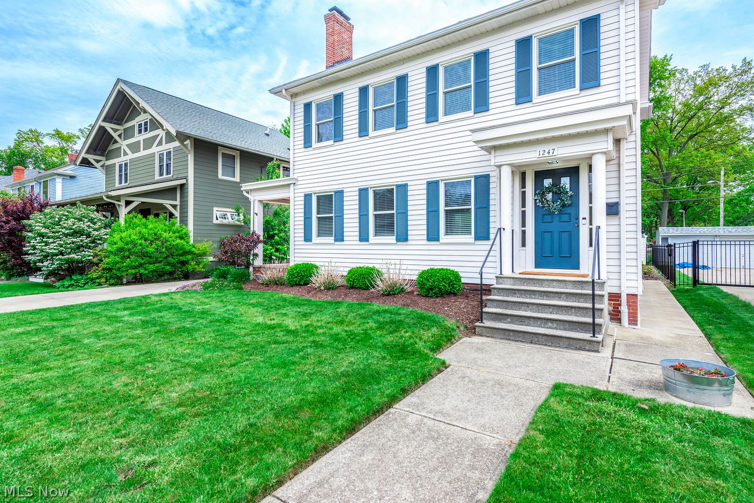 1247 Thoreau Road Lakewood OH 44107