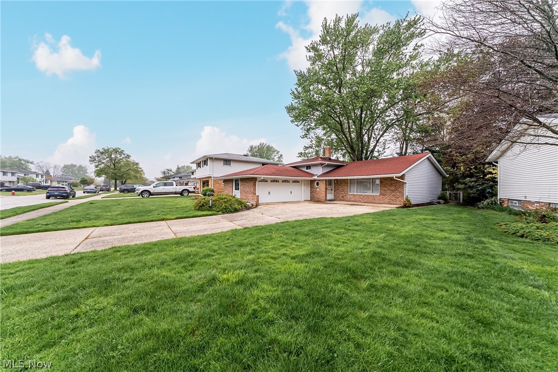 21298 Nottingham Drive Cleveland OH 44126