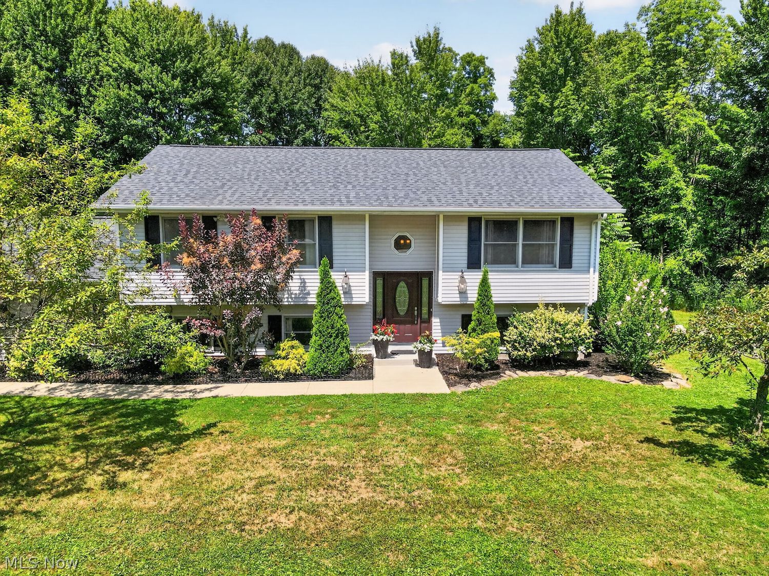 10080 Edwards Lane Chagrin Falls OH 44023