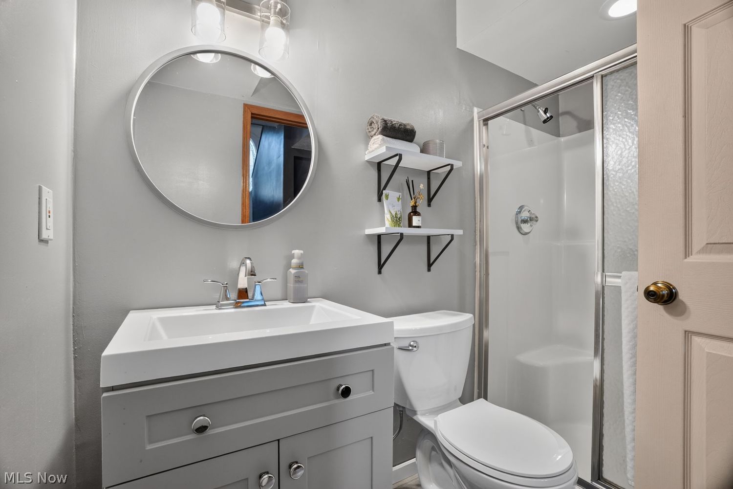 10080 Edwards Lane Chagrin Falls OH 44023