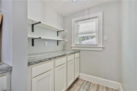 931 Dan Street Akron OH 44310