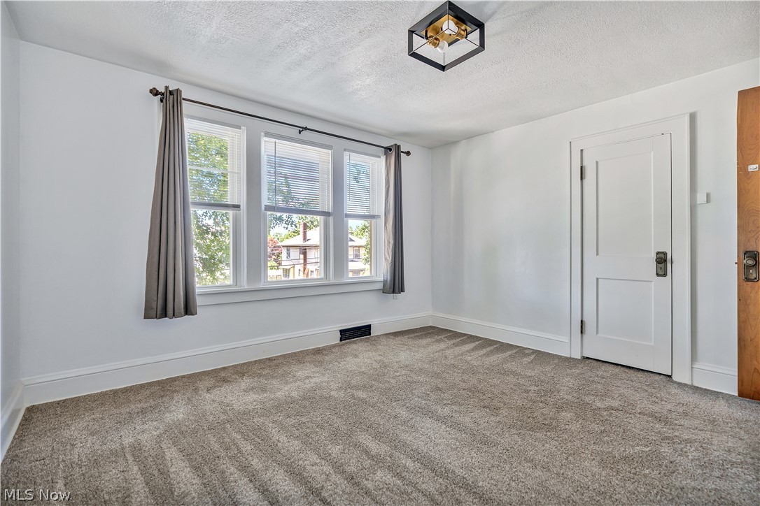 931 Dan Street Akron OH 44310