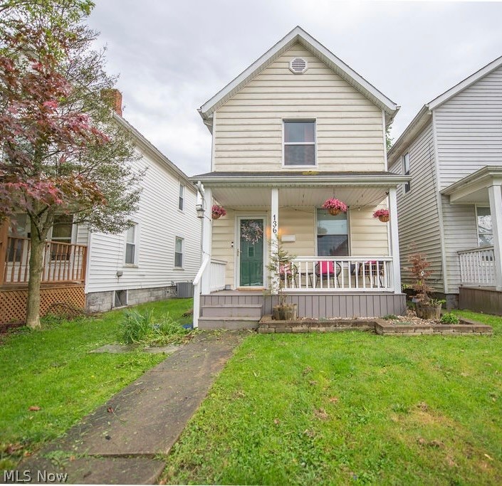 136 E Indiana Avenue Sebring OH 44672
