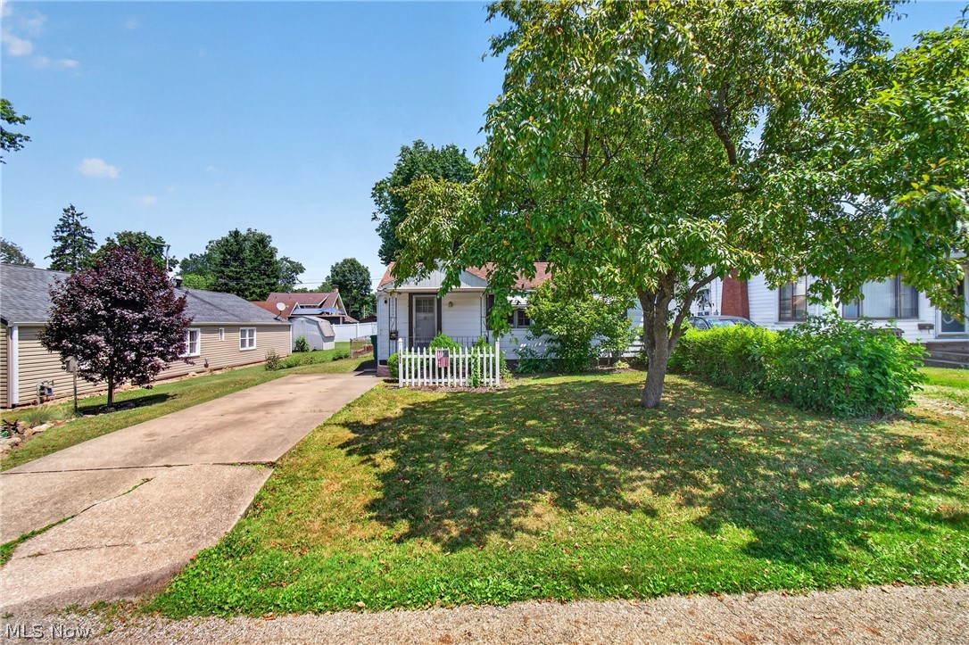 1208 Brooklyn Avenue Canton OH 44710