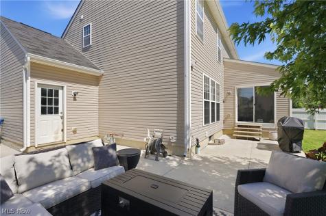 563 Colonial Drive Painesville OH 44077