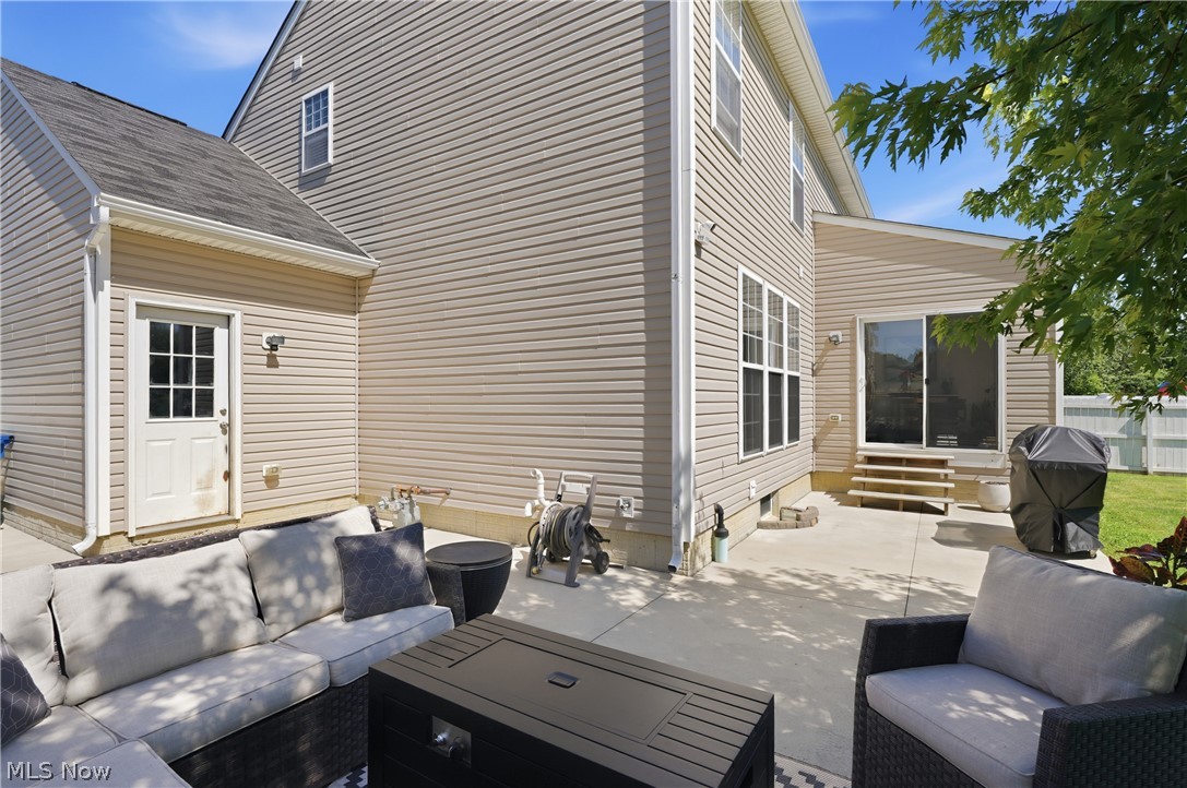 563 Colonial Drive Painesville OH 44077
