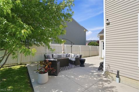 563 Colonial Drive Painesville OH 44077