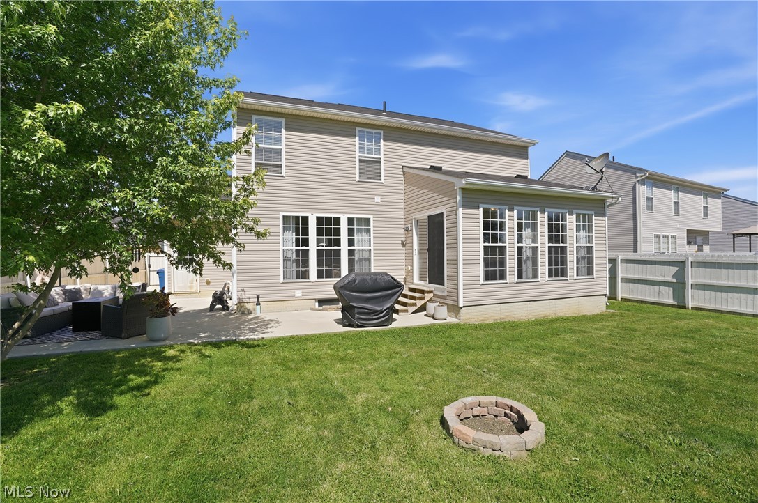 563 Colonial Drive Painesville OH 44077