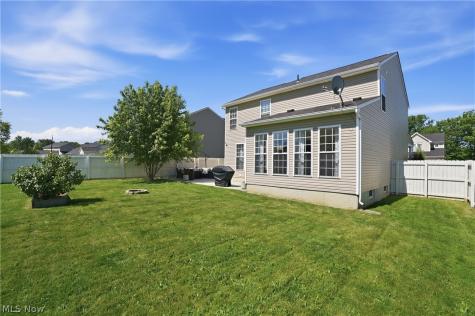 563 Colonial Drive Painesville OH 44077