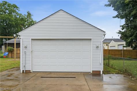 1136 Parkside Avenue Alliance OH 44601