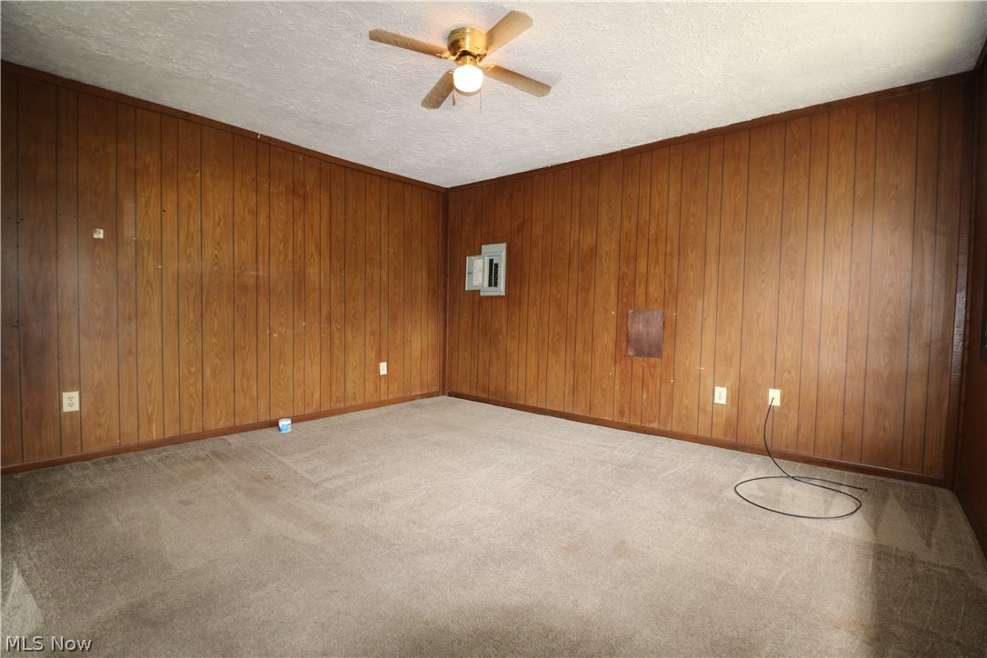 1881 Snyder Road Willard OH 44890