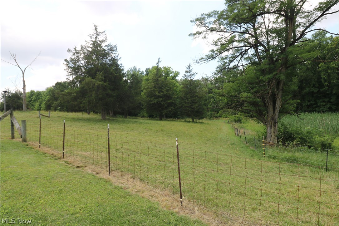 1881 Snyder Road Willard OH 44890
