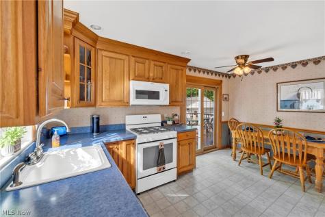 746 N Elmwood Avenue Wickliffe OH 44092